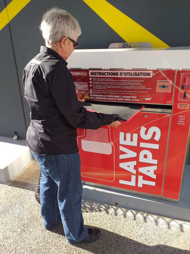 Nettoyage tapis à Colmar › Rendezvous chez Car Wash